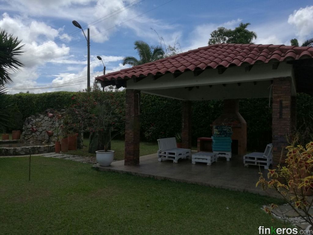 Hermosa casa campestre en alquiler en Combia  - Finca en Pereira, Risaralda